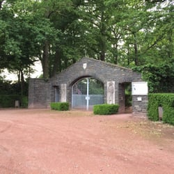 Waldfriedhof Korschenbroich - der Haupteingang