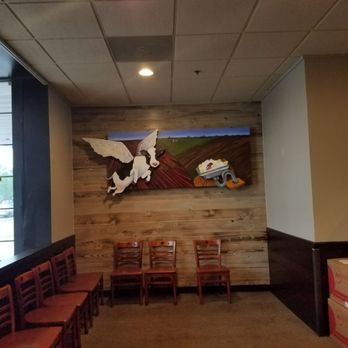 Colonial Cafe - Naperville - Ice Cream & Frozen Yogurt Near Me - Naperville, Illinois
