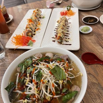 Love Thai Sushi - a bowl of soup and a plate of sushi - Thai Near Me - Murfreesboro, Tennessee