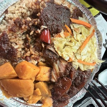 Cocos Jamaican Fusion - Brown Stew Chicken .... 5/5 BUSSIN - Breakfast & Brunch Near Me - Queens, New York Cocos Jamaican Fusion - Brown Stew Chicken .... 5/5 BUSSIN - Breakfast & Brunch Near Me - Queens, New York