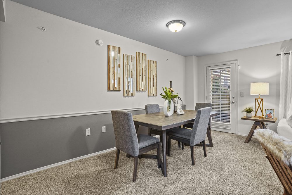 COFFEE CREEK APARTMENTS Updated May 2024 90 Photos 14100 E 106th