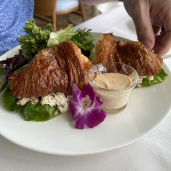 Orchids - Breakfast & Brunch Near Me - Honolulu, Hawaii Orchids - Breakfast & Brunch Near Me - Honolulu, Hawaii