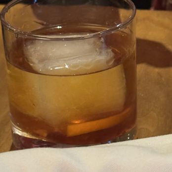 Bridges Restaurant & Bar - Old fashioned - American Near Me - Danville, California