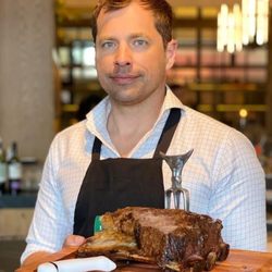 H&H Brazilian Steakhouse Beverly Hills - Henrique Huyer, the founder of H&H, personally served us delicious beef short ribs!