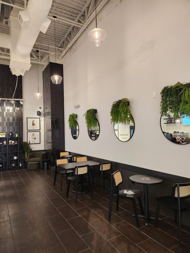 Gregorys Coffee Image