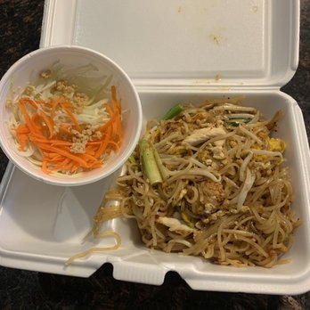 Jasmine Thai - Chicken pad thai lunch special - Thai Near Me - Indianapolis, Indiana Jasmine Thai - Chicken pad thai lunch special - Thai Near Me - Indianapolis, Indiana