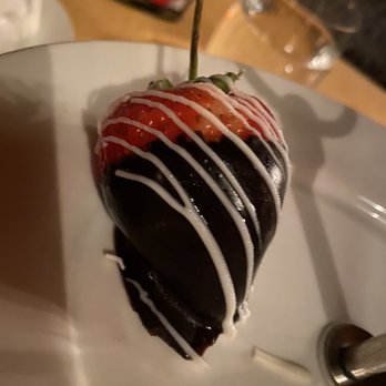 Hugo's Cellar - Chocolate covered strawberry - American Near Me - Las Vegas, Nevada Hugo's Cellar - Chocolate covered strawberry - American Near Me - Las Vegas, Nevada