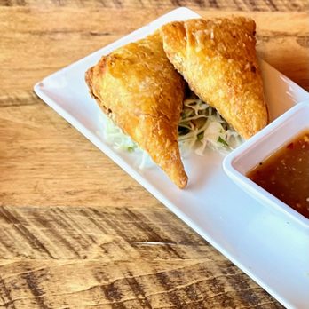 STIR Charlotte - Spicy Chicken Samosa - New American Near Me - Charlotte, North Carolina STIR Charlotte - Spicy Chicken Samosa - New American Near Me - Charlotte, North Carolina