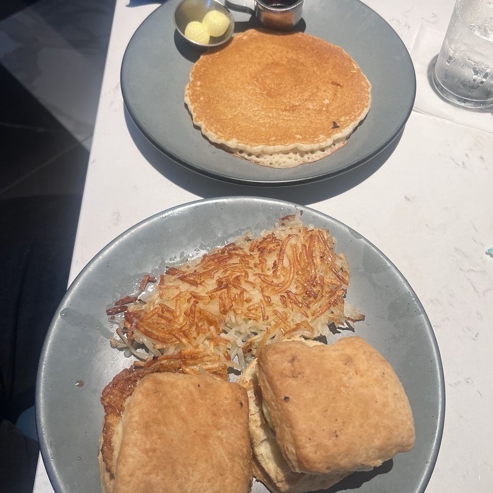 Ted's Bulletin Noma - Chicken Biscuits w/ side hash browns & pancakes - Comfort Food Near Me - Washington, DC, District of Columbia Ted's Bulletin Noma - Chicken Biscuits w/ side hash browns & pancakes - Comfort Food Near Me - Washington, DC, District of Columbia
