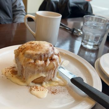 Le Peep Restaurant - American Near Me - Evanston, Illinois Le Peep Restaurant - American Near Me - Evanston, Illinois