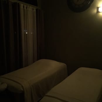 Footsie Reflexology - They remodel their couple massage room! Love the color - Massage Near Me - Kihei, Hawaii Footsie Reflexology - They remodel their couple massage room! Love the color - Massage Near Me - Kihei, Hawaii