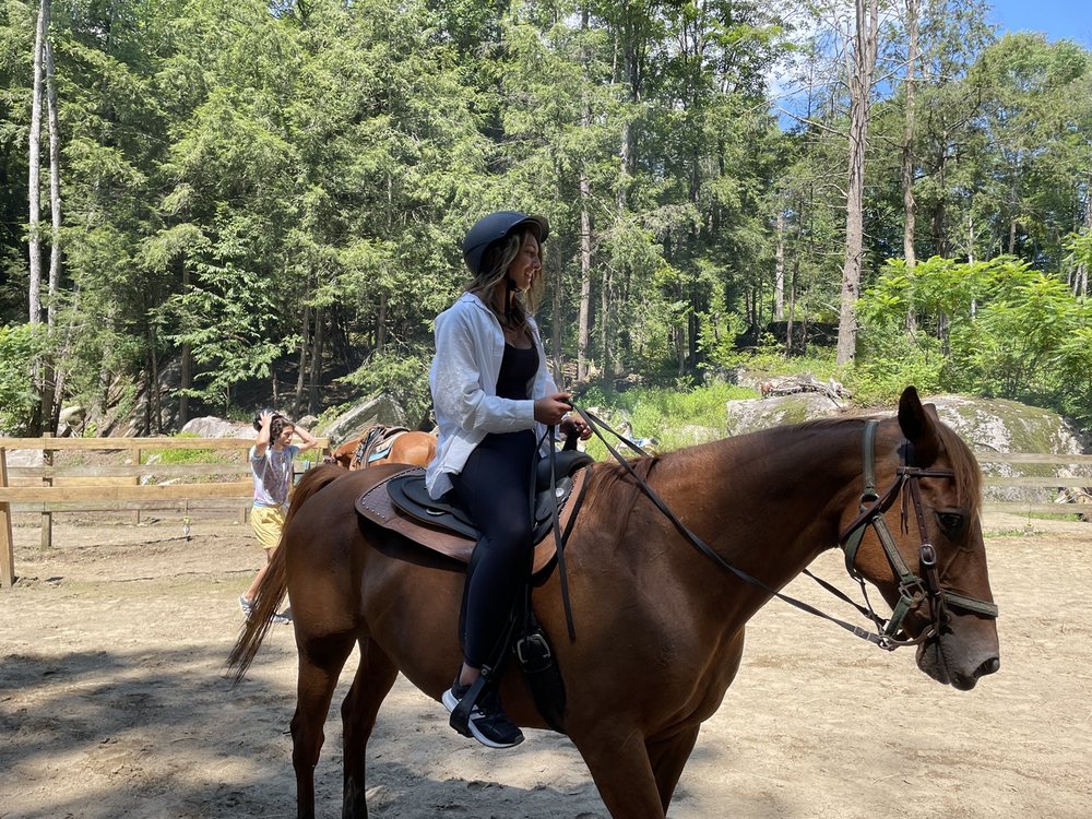 RUGGIERO’S HORSEBACK RIDING AND CABIN RENTALS Updated September 2024 76 Photos & 36 Reviews