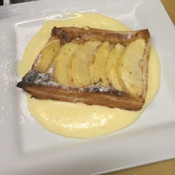 La Forketta Italian Restaurant - Tartaletta de manzana - Italian Near Me - Pompano Beach, Florida