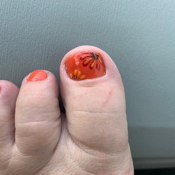 O Nails & Spa - Awesome fall sunflower nail art! - Nail Salons Near Me - Folsom, California O Nails & Spa - Awesome fall sunflower nail art! - Nail Salons Near Me - Folsom, California