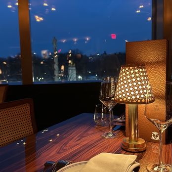 TWIN TAILS - Updated March 2025 - 332 Photos & 63 Reviews - 10 Columbus