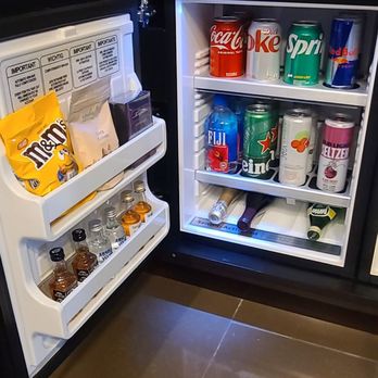 Vdara - Nice full bar with choices. But you can best believe a soda is about $7 - Hotels Near Me - Las Vegas, Nevada