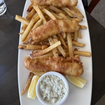 Ada’s Fish House - Seafood Near Me - Pismo Beach, California
