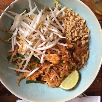 Klom Klorm - Guay Tiew Pad Thai - Thai Near Me - Brooklyn, New York Klom Klorm - Guay Tiew Pad Thai - Thai Near Me - Brooklyn, New York