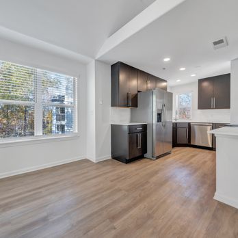 The Vinings Apartments - Luxury Breakfast Nook The Vinings Apartments - Apartments Near Me - Richmond, Virginia The Vinings Apartments - Luxury Breakfast Nook The Vinings Apartments - Apartments Near Me - Richmond, Virginia