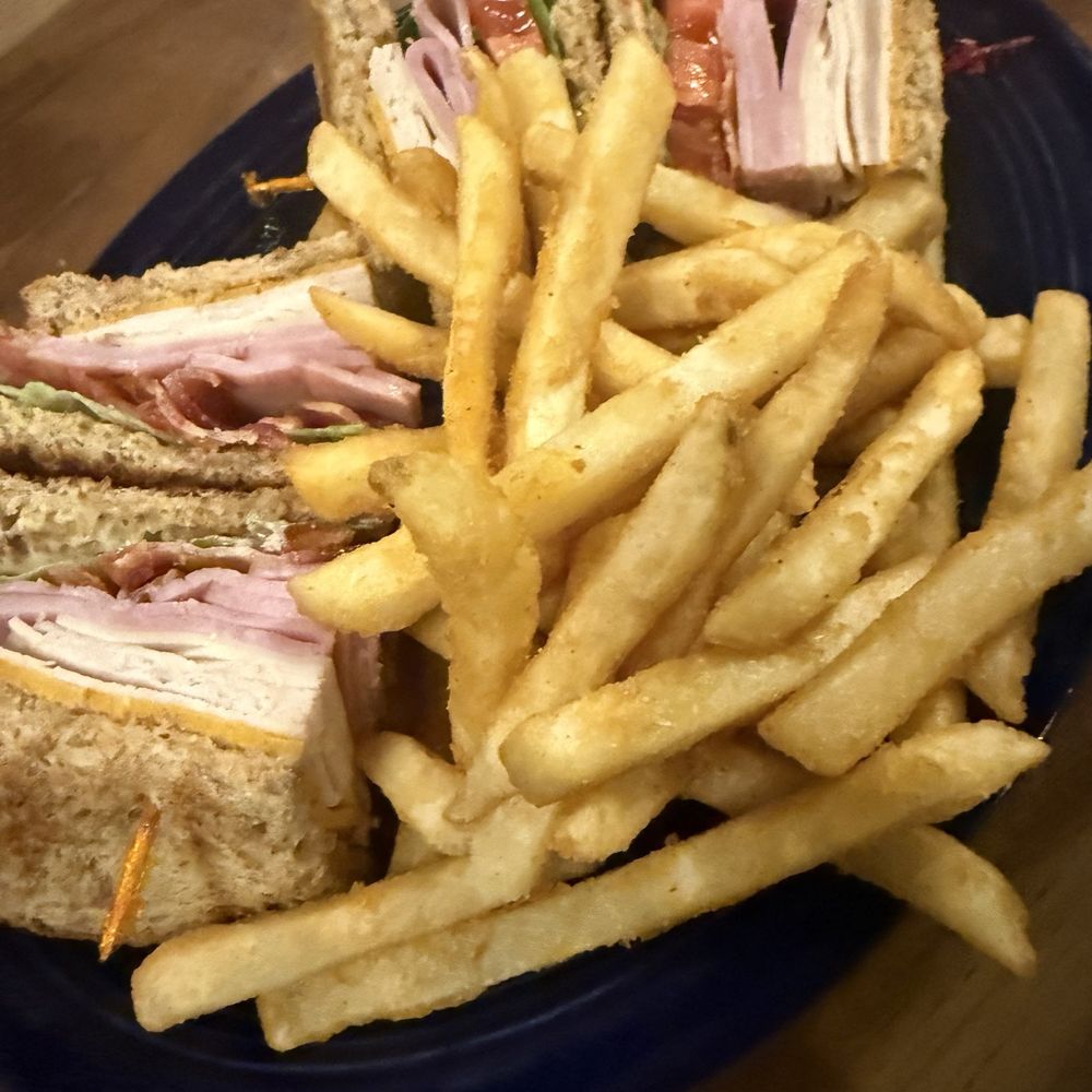 The Brown Barrel - Club sandwich - American Near Me - Frankfort, Kentucky The Brown Barrel - Club sandwich - American Near Me - Frankfort, Kentucky