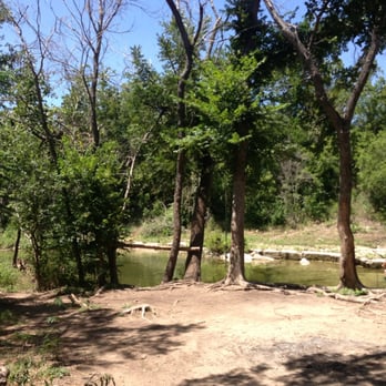 St Edwards Park - Swimming holes with rope swing - Parks Near Me - Austin, Texas St Edwards Park - Swimming holes with rope swing - Parks Near Me - Austin, Texas