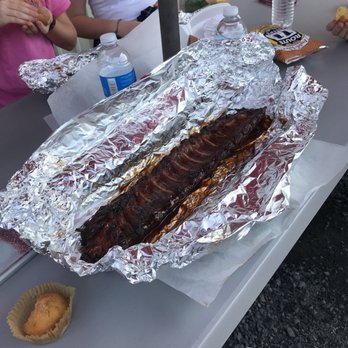 Triple Crown BBQ - Barbeque Near Me - Luray, Virginia