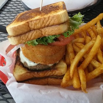 Lindy's on 4th - Burgers Near Me - Tucson, Arizona Lindy's on 4th - Burgers Near Me - Tucson, Arizona