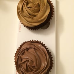 Kisses Cupcakes - Mocha and Chocolate cupcakes