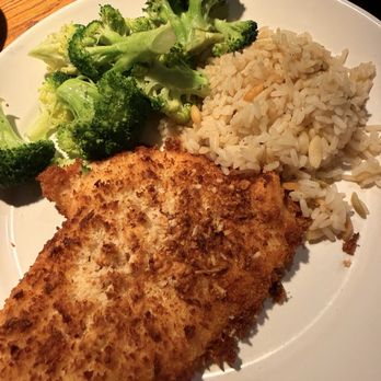 Red Lobster - Parmesan-Crusted Chicken - Seafood Near Me - Wethersfield, Connecticut Red Lobster - Parmesan-Crusted Chicken - Seafood Near Me - Wethersfield, Connecticut
