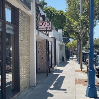 Love Connection - wow - Lingerie Near Me - West Hollywood, California Love Connection - wow - Lingerie Near Me - West Hollywood, California