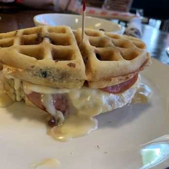 Reservoir - Leggo my breakfast sammich - Bars Near Me - Irving, Texas Reservoir - Leggo my breakfast sammich - Bars Near Me - Irving, Texas