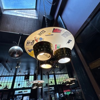Big Mario's Pizza - A cool lamp over our booth. - Pizza Near Me - Seattle, Washington