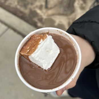 Mindy's Bakery - Hot Chocolate - Desserts Near Me - Chicago, Illinois Mindy's Bakery - Hot Chocolate - Desserts Near Me - Chicago, Illinois
