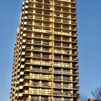 Alexandria House Condominiums - View from the east! - Condominiums Near Me - Alexandria, Virginia Alexandria House Condominiums - View from the east! - Condominiums Near Me - Alexandria, Virginia