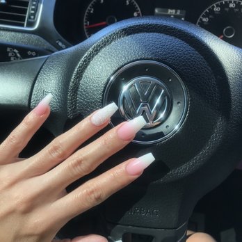 Pretty Nail Lounge - Ombré Acrylic - Nail Salons Near Me - Montebello, California Pretty Nail Lounge - Ombré Acrylic - Nail Salons Near Me - Montebello, California