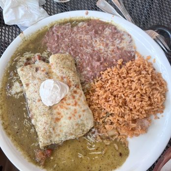 Caliente Kitchen And Bar - Crab Enchiladas - Mexican Near Me - Woodinville, Washington Caliente Kitchen And Bar - Crab Enchiladas - Mexican Near Me - Woodinville, Washington