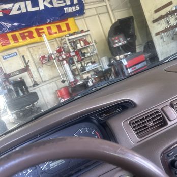 United Tires & Brakes - Tires Near Me - Carmichael, California United Tires & Brakes - Tires Near Me - Carmichael, California