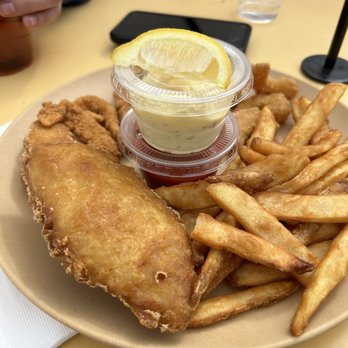 Joshua Tree Saloon - Seafood Trio - Dive Bars Near Me - Joshua Tree, California