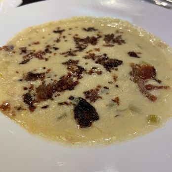 Oh London - Chicken corn chowder. - Pubs Near Me - Creve Coeur, Missouri