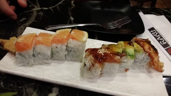 Raku Sushi by null