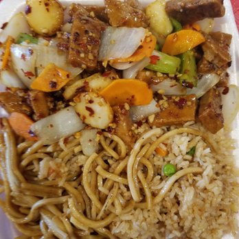 Wok N Roll - The chow mein and new orleans fish is the best. The veg garlic chikn here has a good meaty texture. More room for meats at dinner! - Ramen Near Me - Long Beach, California Wok N Roll - The chow mein and new orleans fish is the best. The veg garlic chikn here has a good meaty texture. More room for meats at dinner! - Ramen Near Me - Long Beach, California