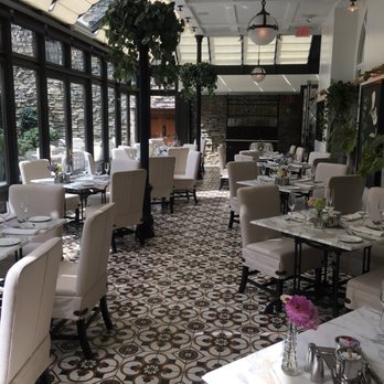 Deer Path Inn - Hotels Near Me - Lake Forest, Illinois Deer Path Inn - Hotels Near Me - Lake Forest, Illinois
