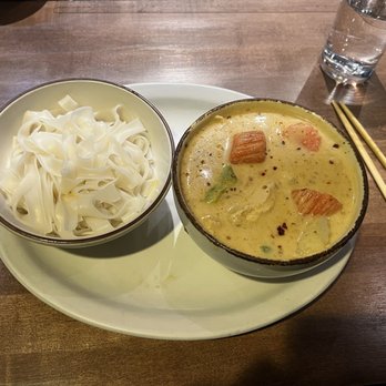 Teton Thai - Gang Karee with Sen Yai noodles - Thai Near Me - Teton Village, Wyoming Teton Thai - Gang Karee with Sen Yai noodles - Thai Near Me - Teton Village, Wyoming
