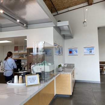 Dean: A Coffee Shop - Coffee & Tea Near Me - Goleta, California