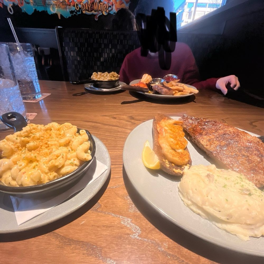 Outback Steakhouse - 13oz Ribeye* & Choice of Shrimp recommend server Alex. - Steakhouses Near Me - Schaumburg, Illinois Outback Steakhouse - 13oz Ribeye* & Choice of Shrimp recommend server Alex. - Steakhouses Near Me - Schaumburg, Illinois