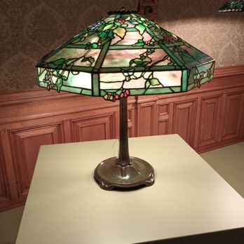 Driehaus Museum - Tiffany lamp - Museums Near Me - Chicago, Illinois