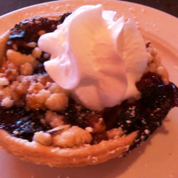 Pacific Cafe - Fat Angel Bakery's Fresh Fruit Crumble - Seafood Near Me - San Francisco, California