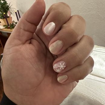 MIR Salon - My Christmas nails - Nail Salons Near Me - Huntington Beach, California MIR Salon - My Christmas nails - Nail Salons Near Me - Huntington Beach, California