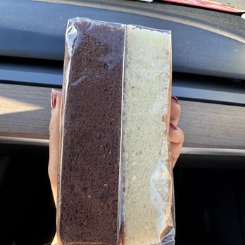 Sheng Kee Bakery - Bakeries Near Me - Union City, California
