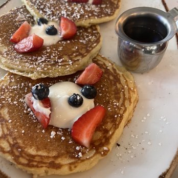 La Vie - Lemon ricotta pancakes - Cocktail Bars Near Me - Washington, DC, District of Columbia La Vie - Lemon ricotta pancakes - Cocktail Bars Near Me - Washington, DC, District of Columbia